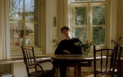 Arnout presenteert debuutalbum &ldquo;As Summer Descends&amp